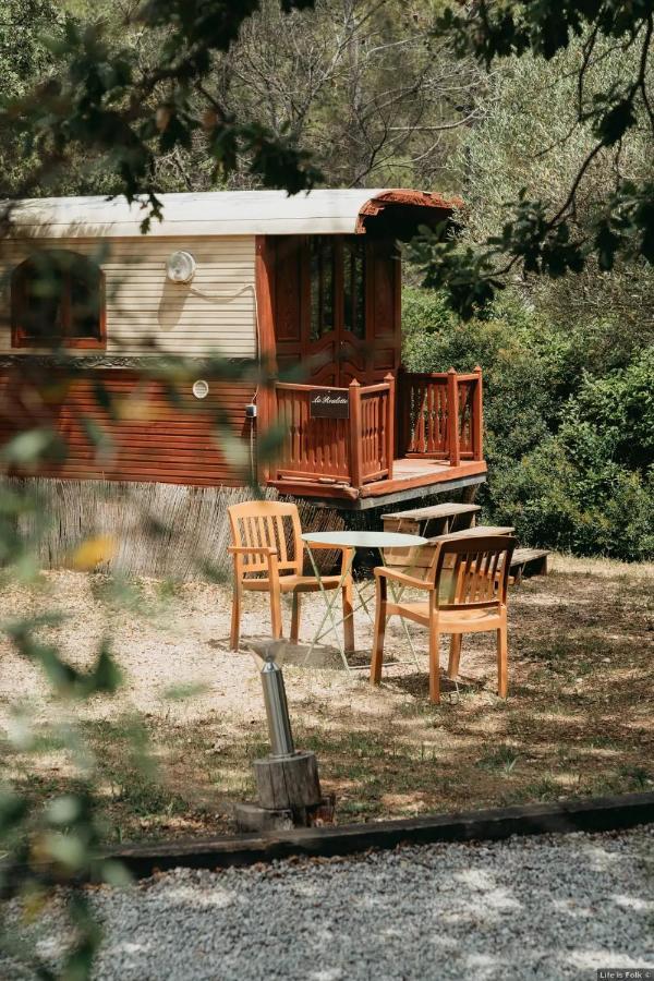 Вілла Domaine Des Bruguieres Entrecasteaux Екстер'єр фото
