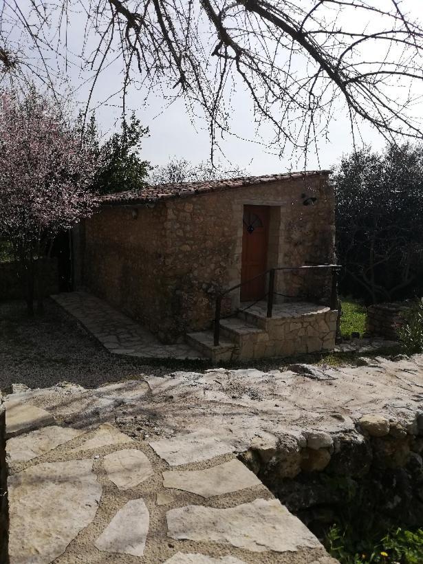 Вілла Domaine Des Bruguieres Entrecasteaux Номер фото