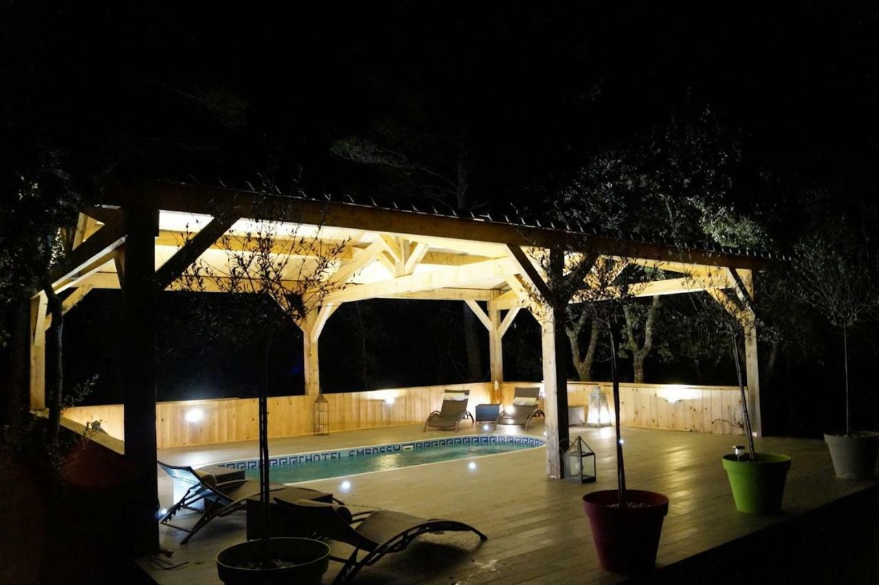 Вілла Domaine Des Bruguieres Entrecasteaux Екстер'єр фото