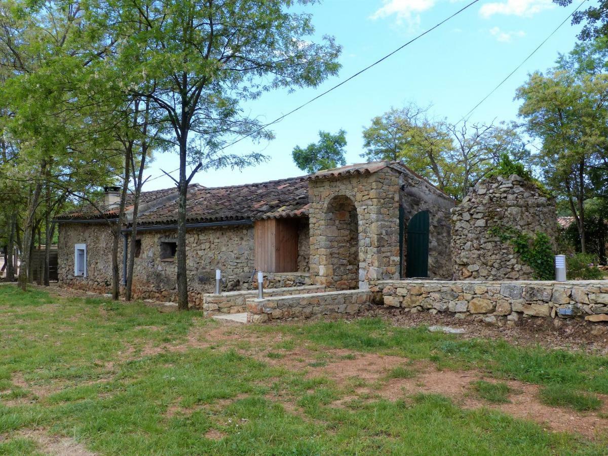 Вілла Domaine Des Bruguieres Entrecasteaux Екстер'єр фото