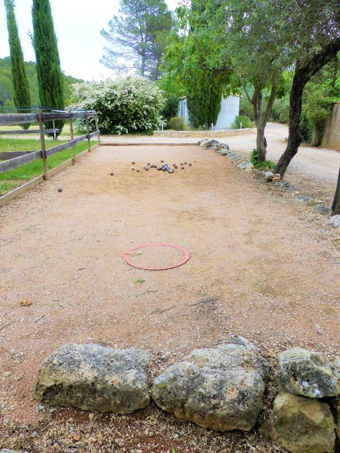 Вілла Domaine Des Bruguieres Entrecasteaux Екстер'єр фото